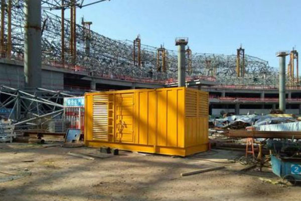 眉县发电机出租如何判断空气滤清器是否需要更换？